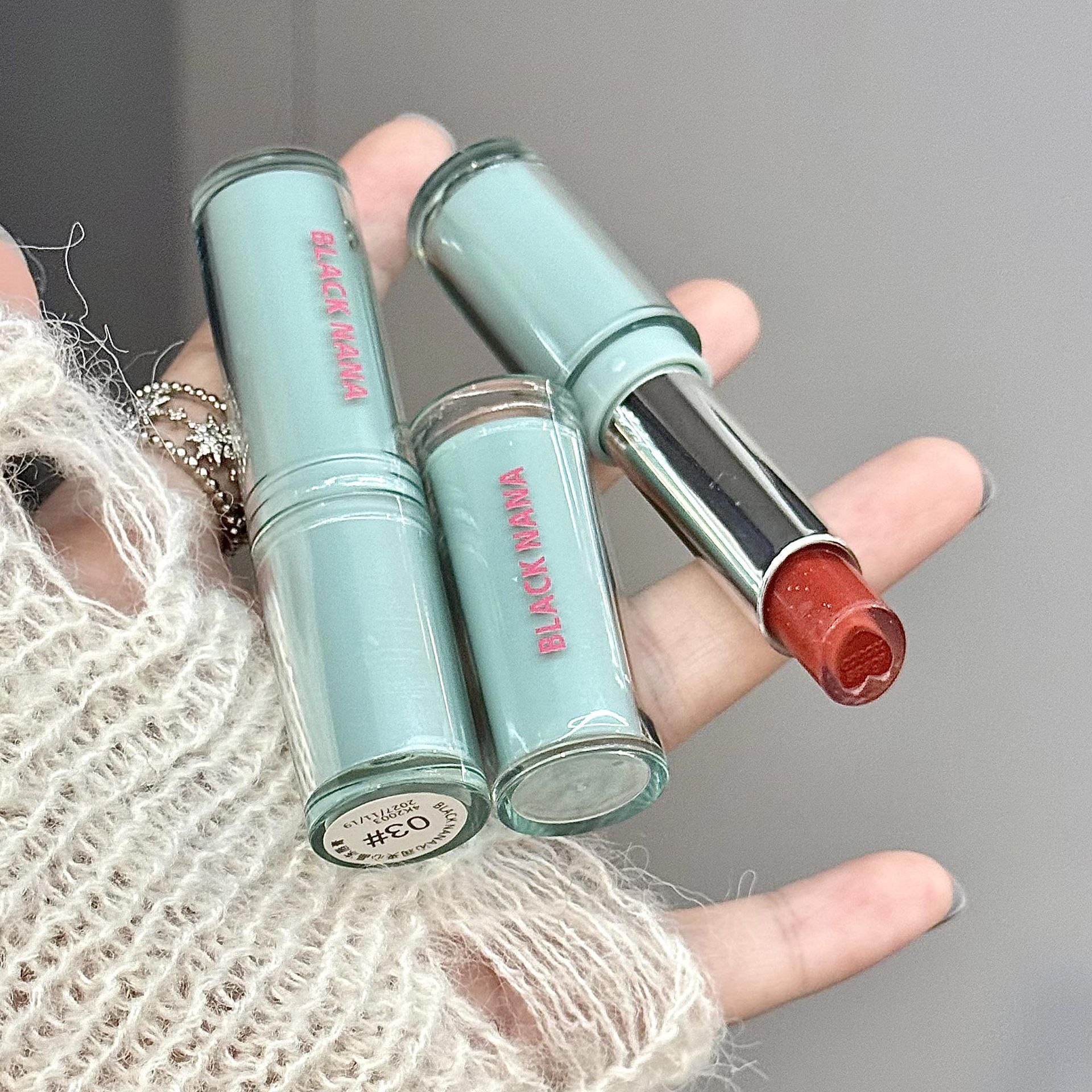 بالم لب ویتامینه، بالم لب قلبی، بالم لب Blacknana، بالم لب کره ای، بالم لب رنگی، بالم لب براق، بالم لب مرطوب کننده، بالم لب مغذی، بالم لب نرم کننده، بالم لب دخترانه، بالم لب گلاسی، بالم لب شیک، بالم لب بادوام